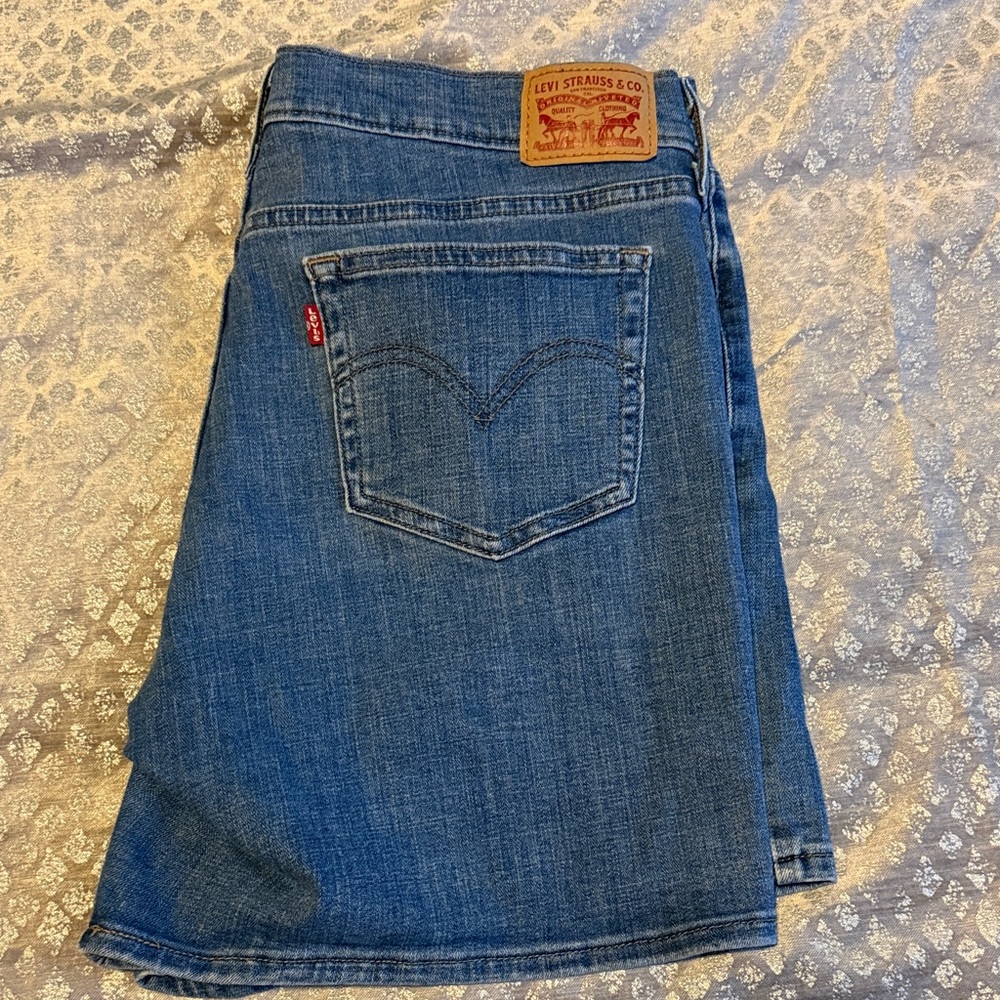 Levi's Blue Jean Shorts for Women Like New 30